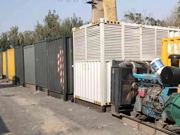 拱墅200KW柴油发电机机组每小时油耗是多少？